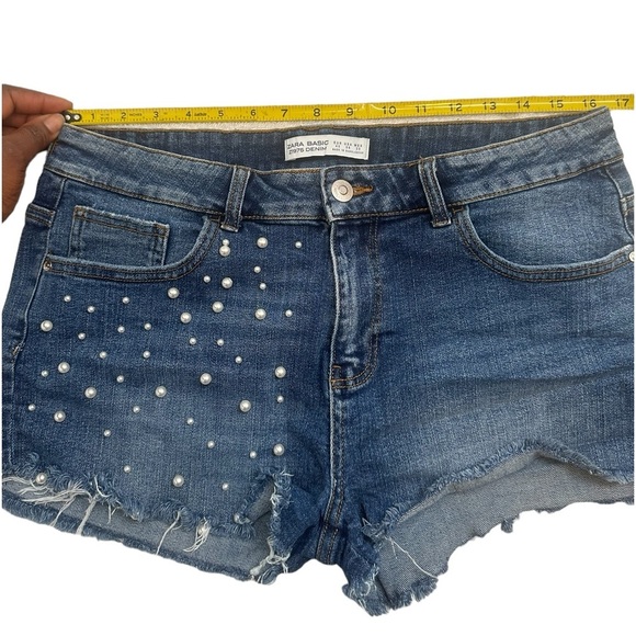 Zara Shorts Denim Distressed Jeans Women’s size US 8 - Picture 4 of 7